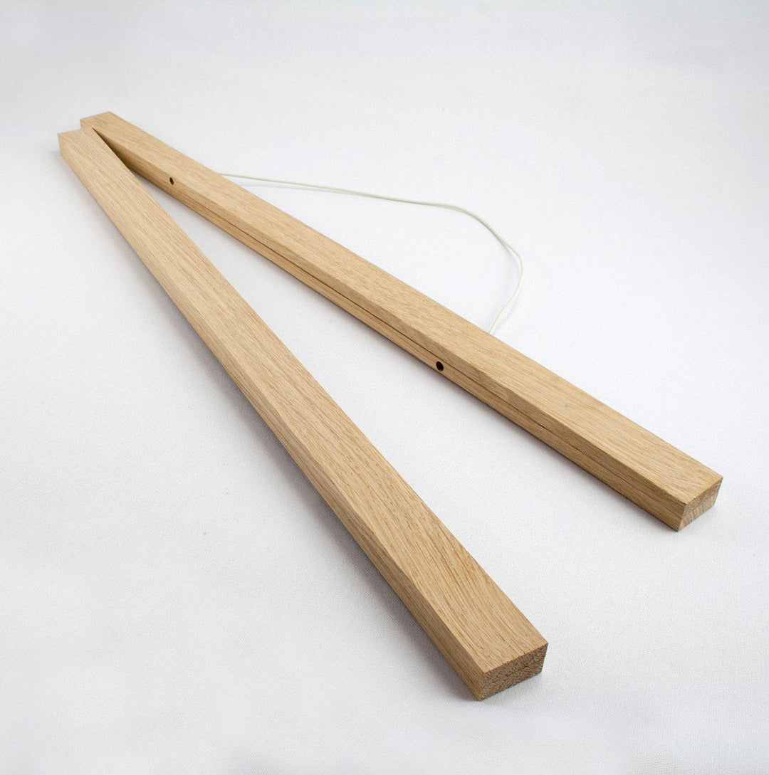 MAGNETIC - Wooden poster hanger | side by side