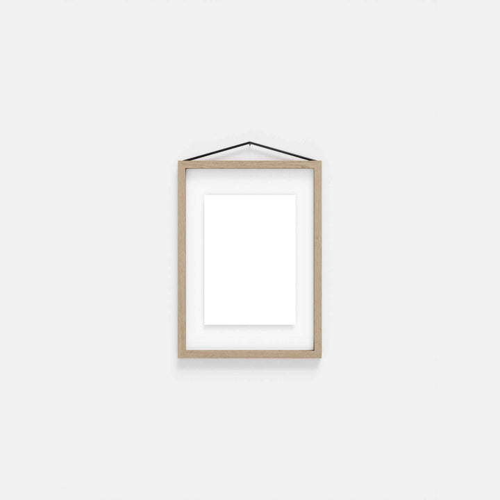 Picture frame - FRAME OAK | Moebe