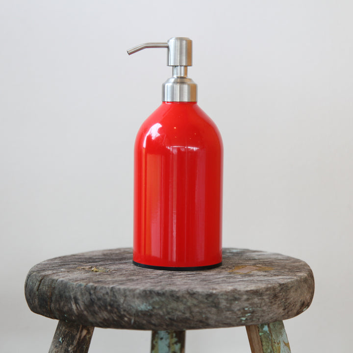 FIRE - soap dispenser - recycled fire extinguisher | werkvoll