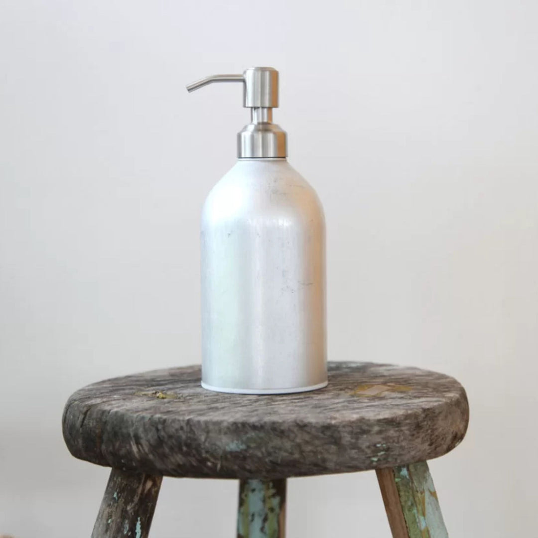 FIRE - soap dispenser - recycled fire extinguisher | werkvoll