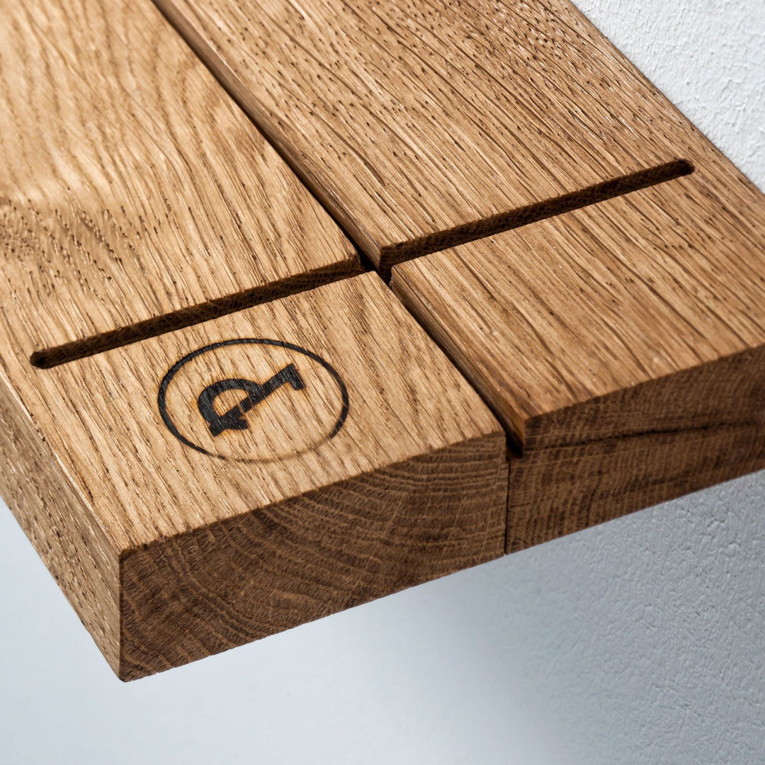 OAK - wall shelf with bookends | weld & co