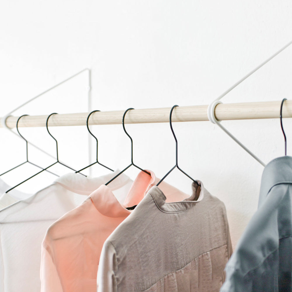 SPRING COATRACK - Garderobe - mit 3 Wandhalterungen | Result Objects