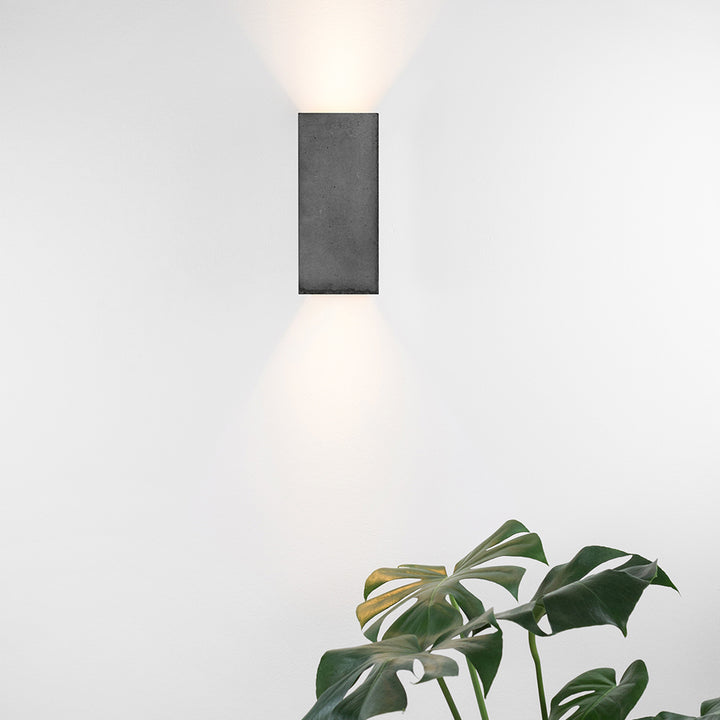 B8 - Concrete wall light | GANTlights