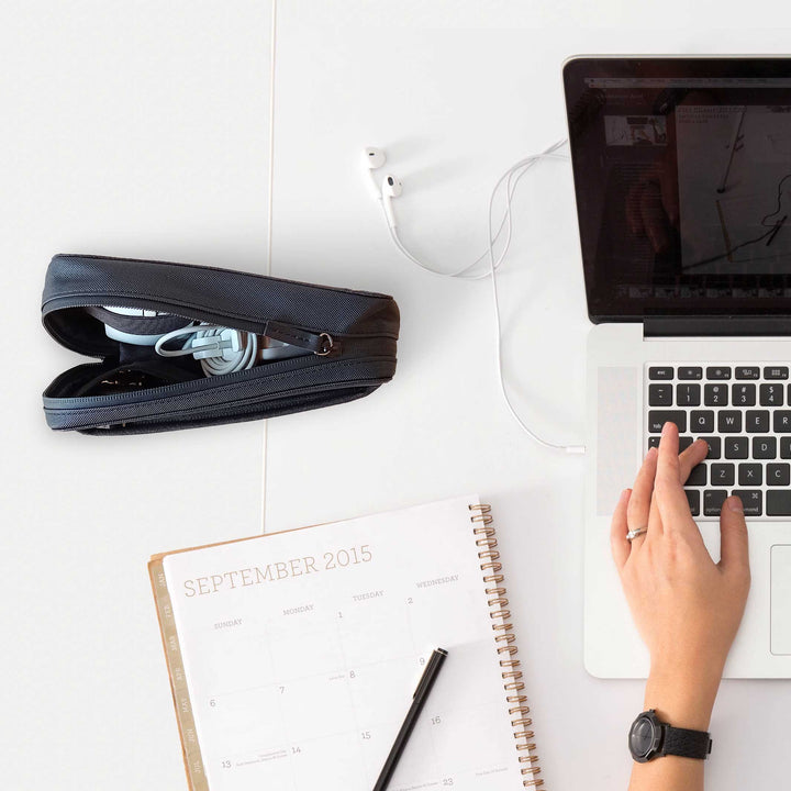 CROSS POUCH - Technik-Organizer-Tasche - verstellbarer Gurt | beblau