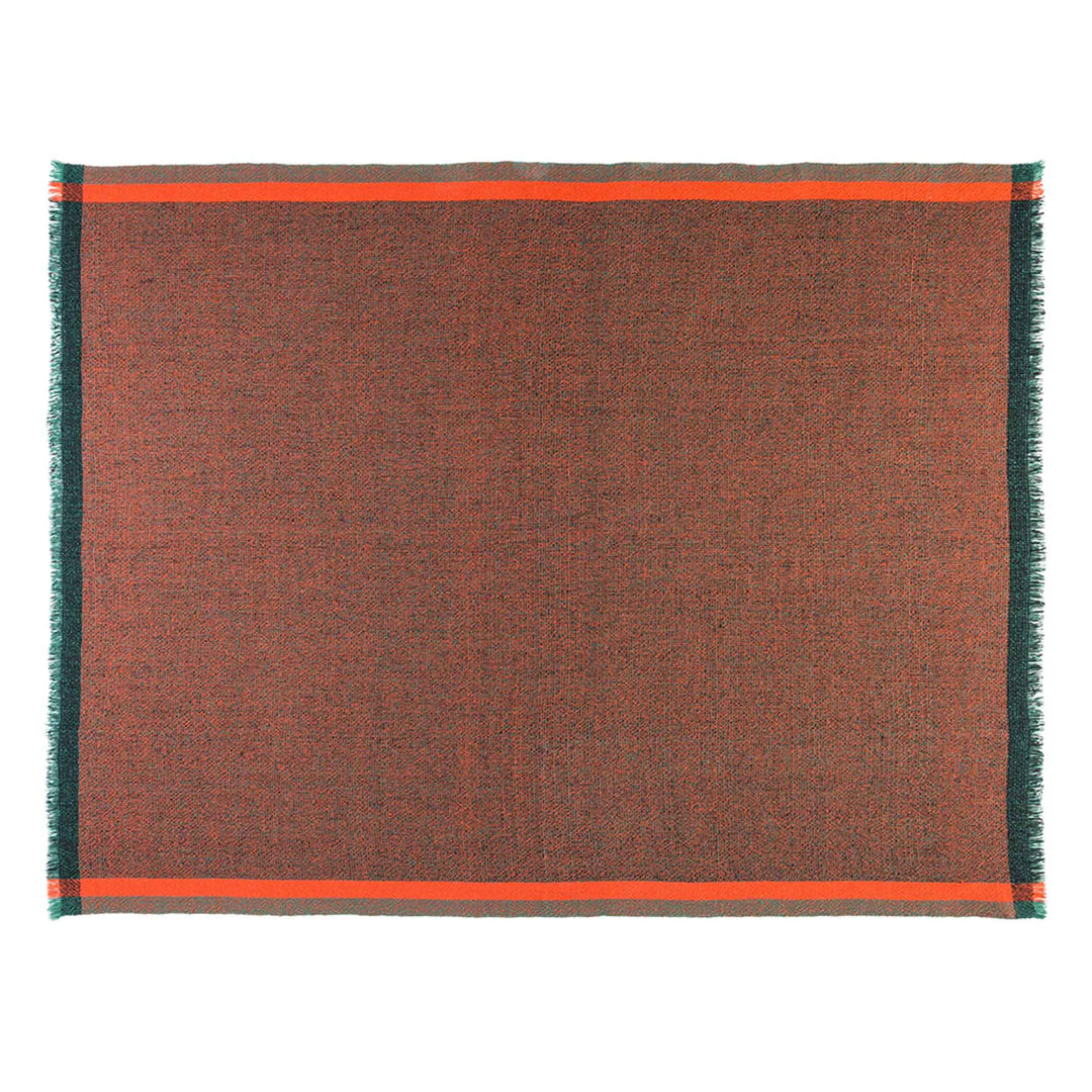 INTEGRATE THROW THINKING - rote Tagesdecke - 180x140 cm - 100% Merino Wolle | Cristian Zuzunaga