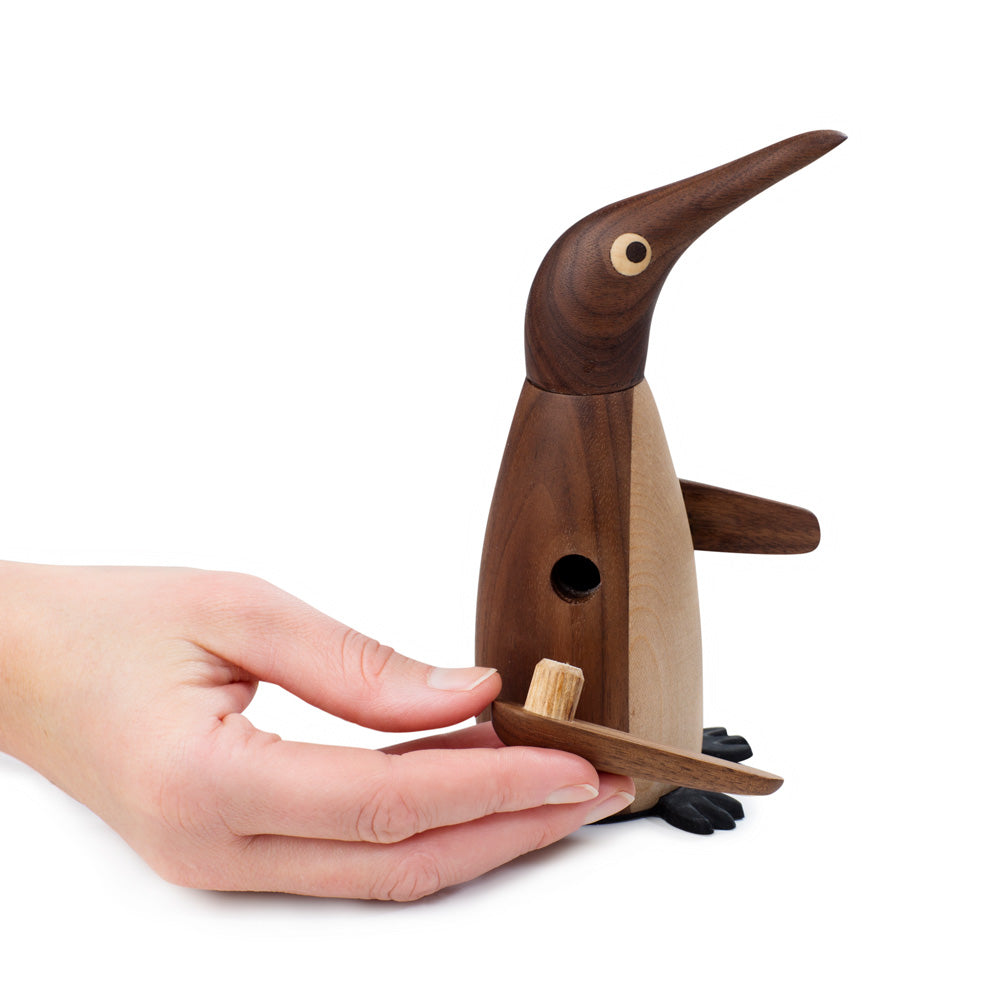 Salt Grinder Salt Penguin – FSC Walnut · 17 cm | Spring Copenhagen · Hostess Gift
