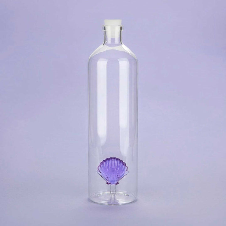 ATLANTIS - Glasflasche mit fliederfarbiger Muschel - 1,2 Liter mit Silikonstopfen | BALVI