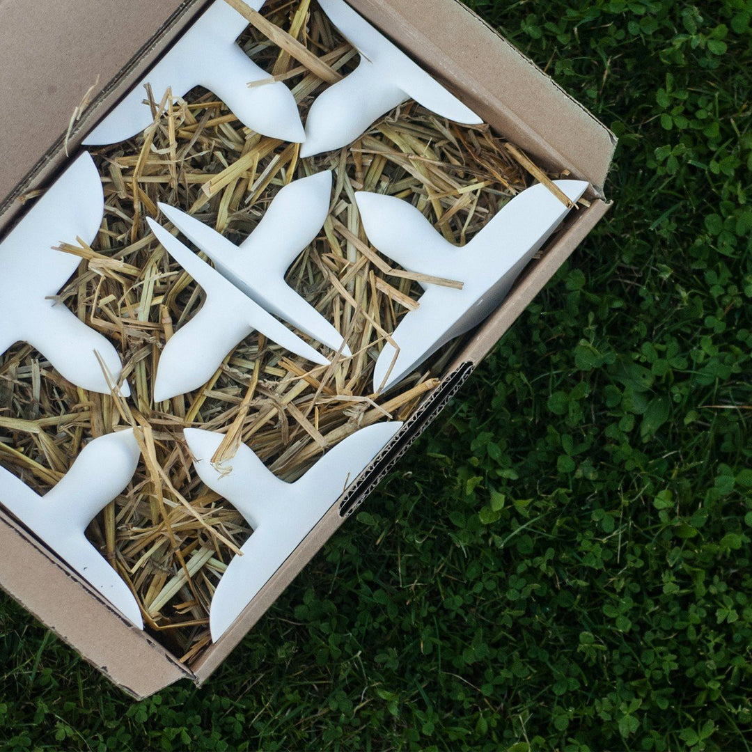 WHITE BIRD SWARM - Decorative Birds - Set of 8 | Formpoet