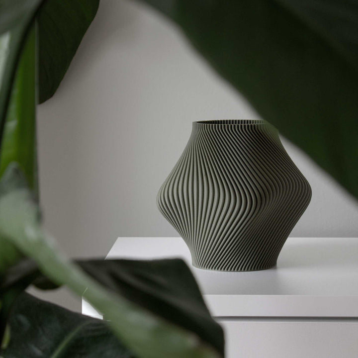 Vase Bloz – Olive · 3D Printed · Inner Vase · 20 cm | Sheyn