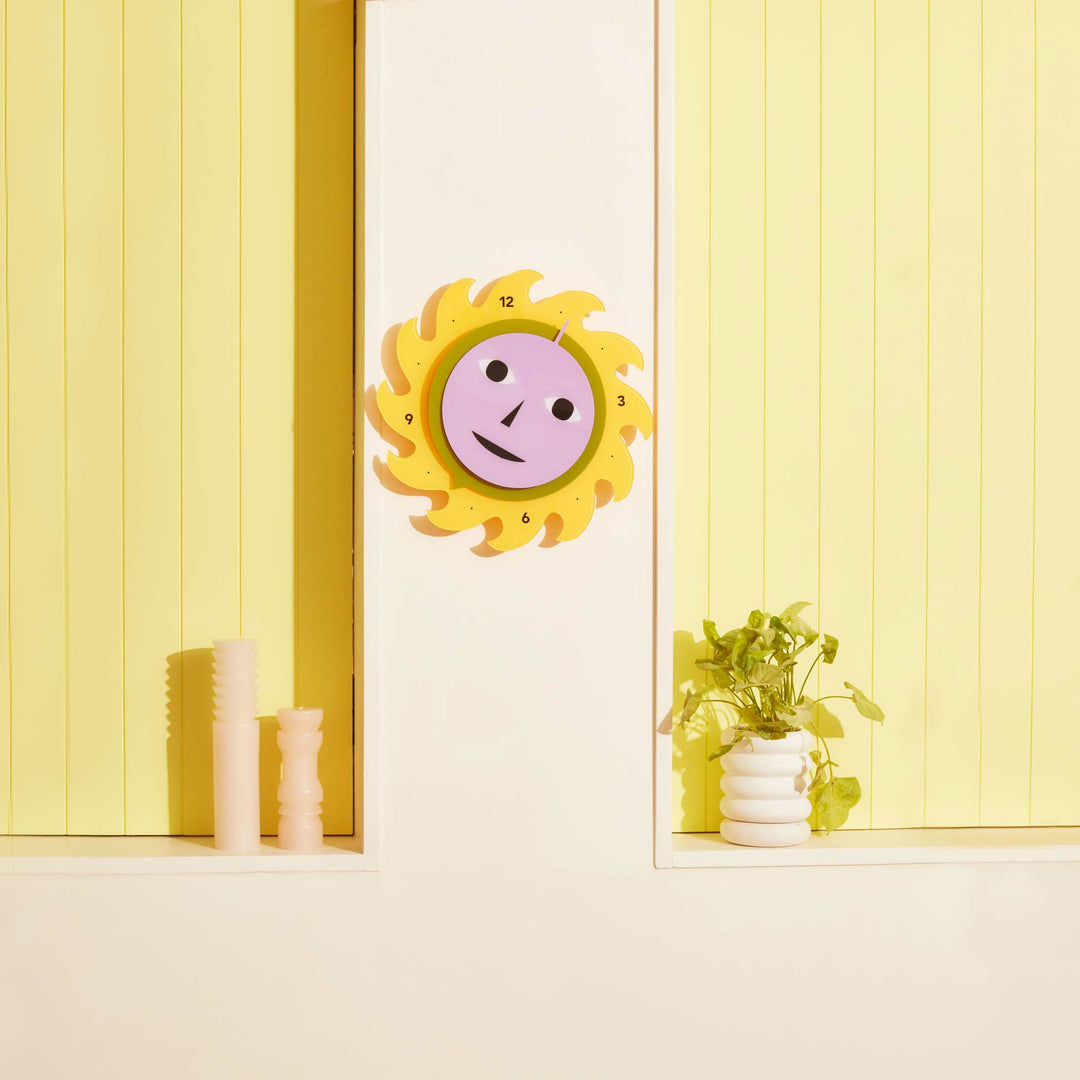 EVERYBODY CLOCK Yellow - colored Wall Wlock 30 cm ⦰ | Dusen Dusen | Areaware