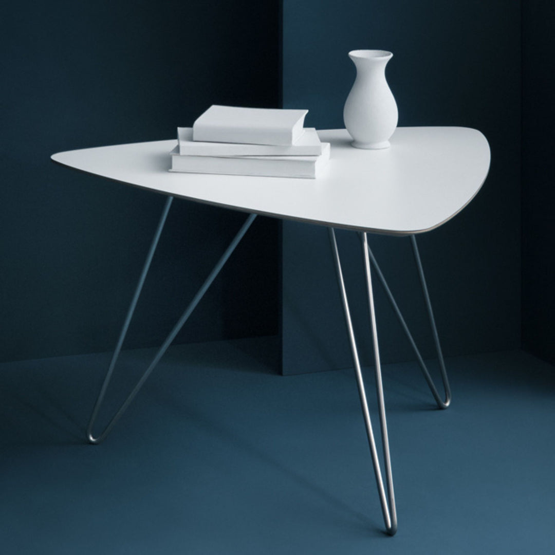MINIMATE TRIANGLE - minimalist side table - white | son of nils