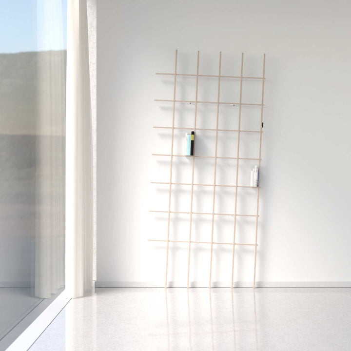 SCHLAGSEITE - Bücherregal mit Neigung | BREUER & BONO