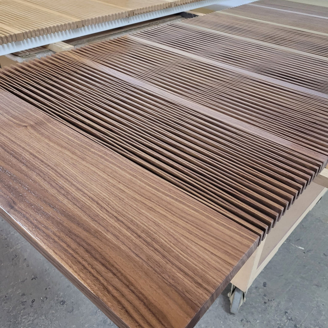 iLAIK MASSIV WALNUT - extendable table - solid walnut | LAIK