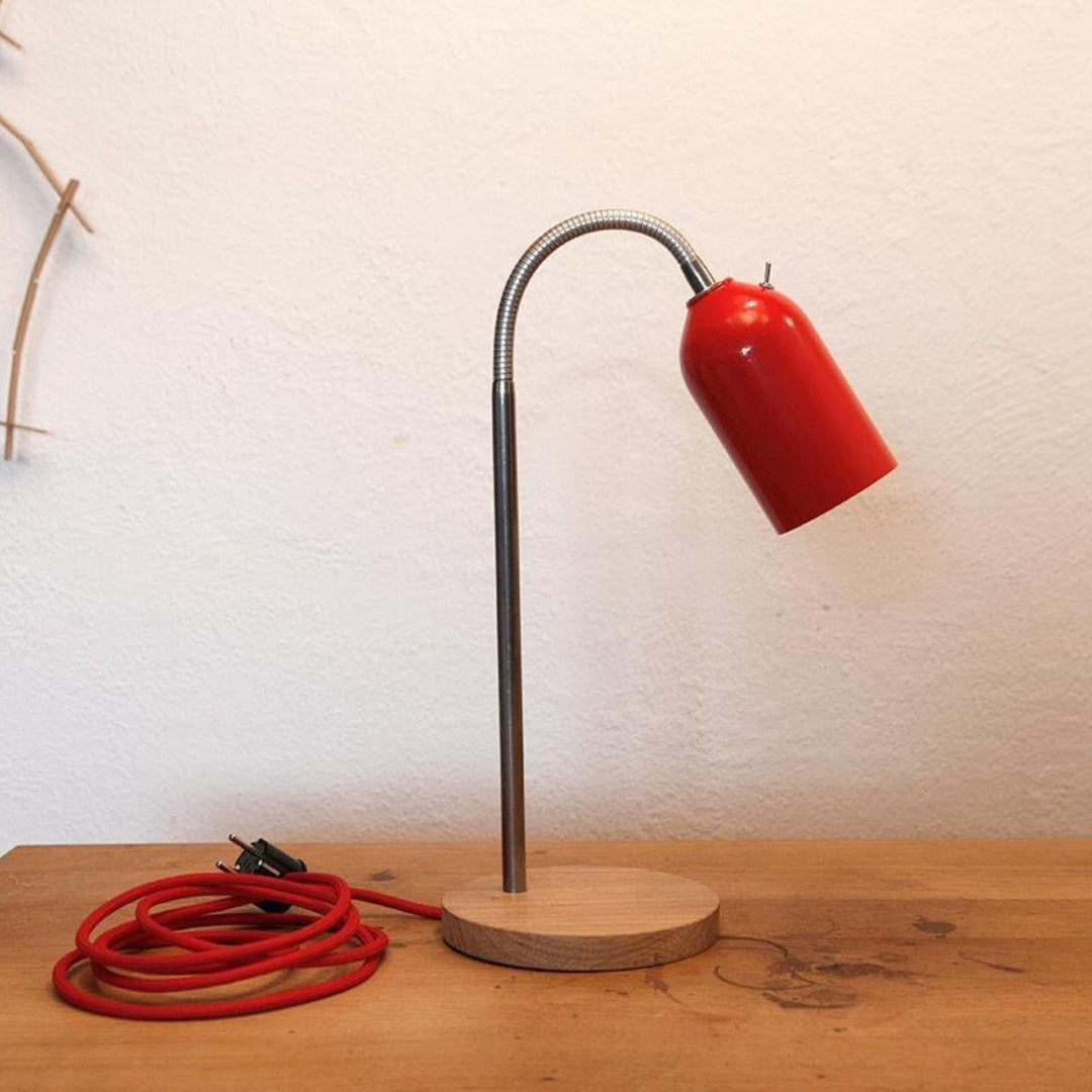 FIRELIGHT - desk lamp - recycled fire extinguishers | werkvoll
