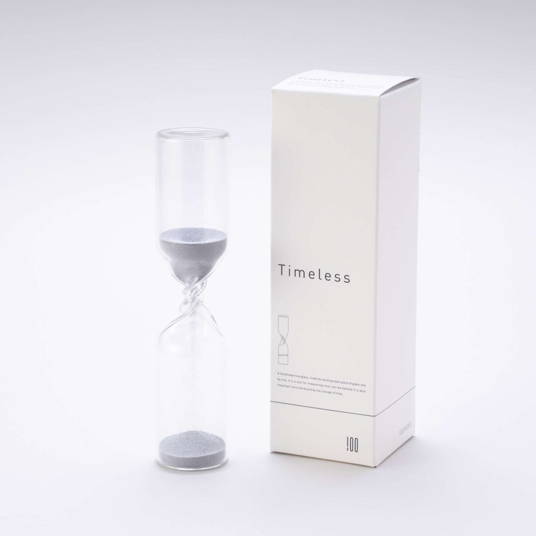 TIMELESS - meditative hourglass without timekeeping - mouth-blown gray glass - Studio Cohaku | 100percent