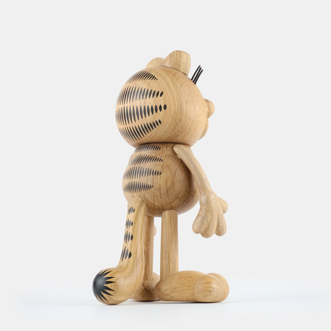 GARFIELD Large - wooden figure - Oak 24 cm high - Jakob Burgsø | boyhood