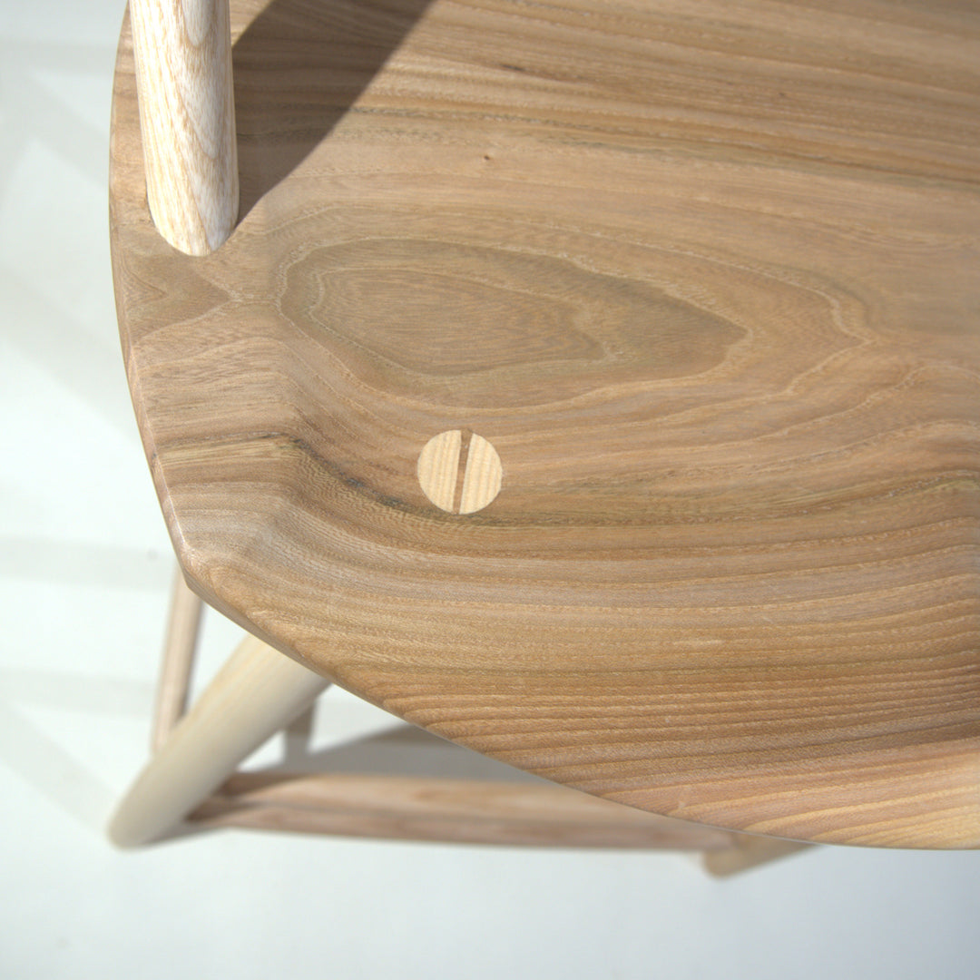 WERKHOCKER - Windsor-Stuhl - mit Lehne | Hartholzdesign