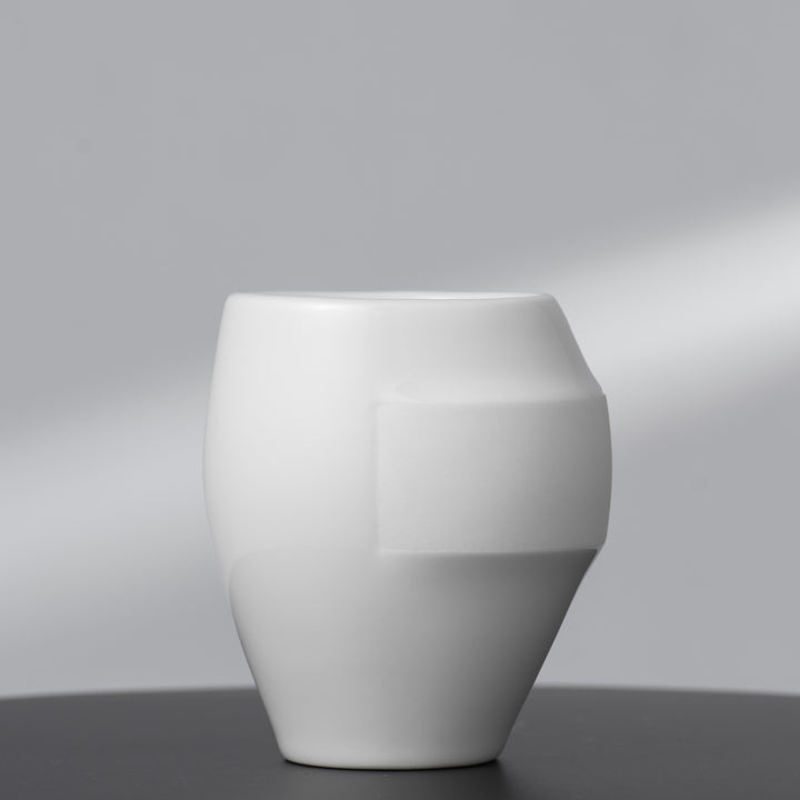 YUAN 01 - Large cup - handle-free design made of porcelain | HONiSTUDIO