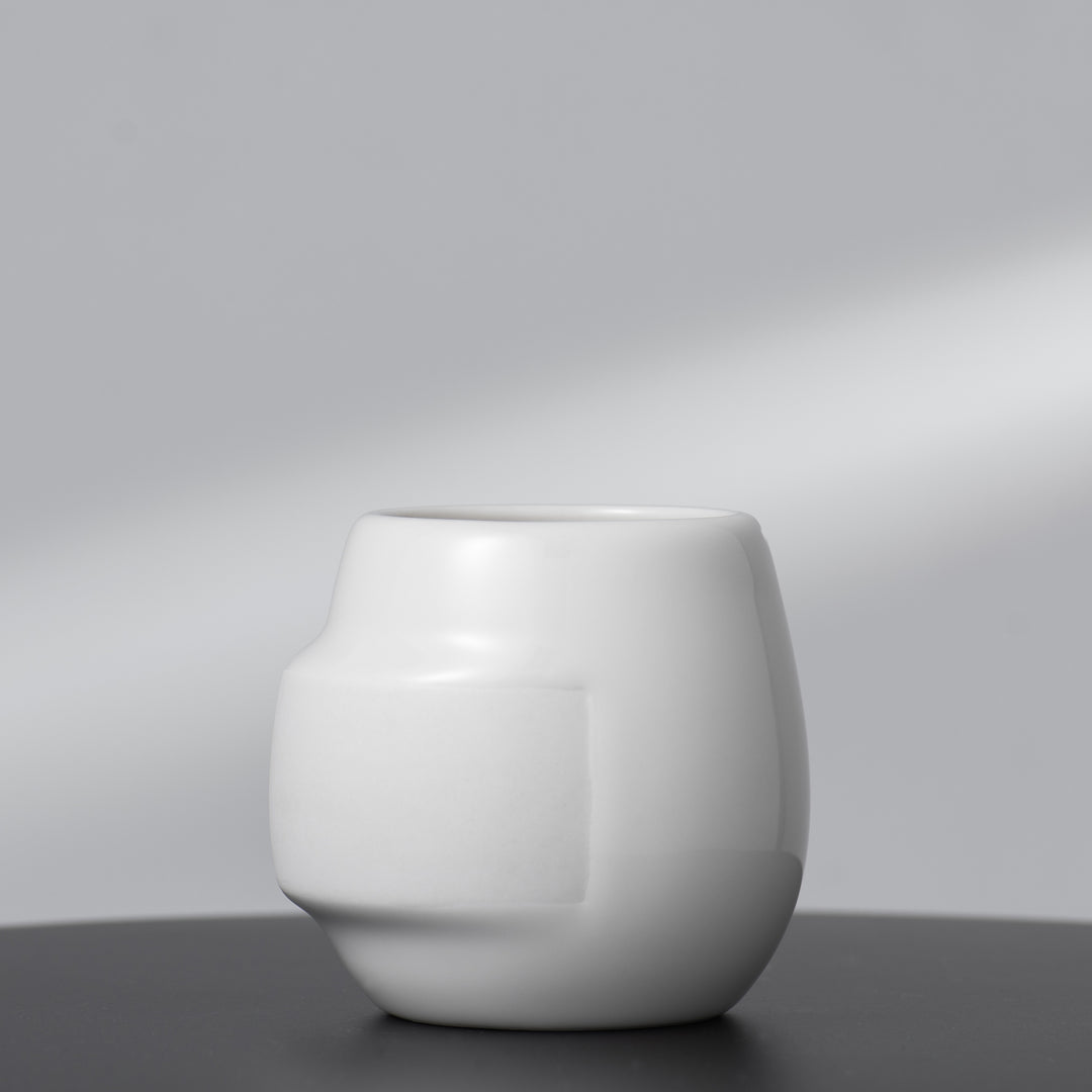 YUAN 02 - medium cup - handle-free design made of porcelain | HONiSTUDIO