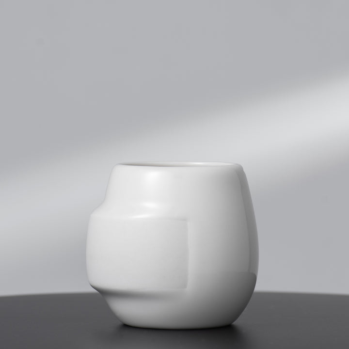 YUAN 02 - medium cup - handle-free design made of porcelain | HONiSTUDIO