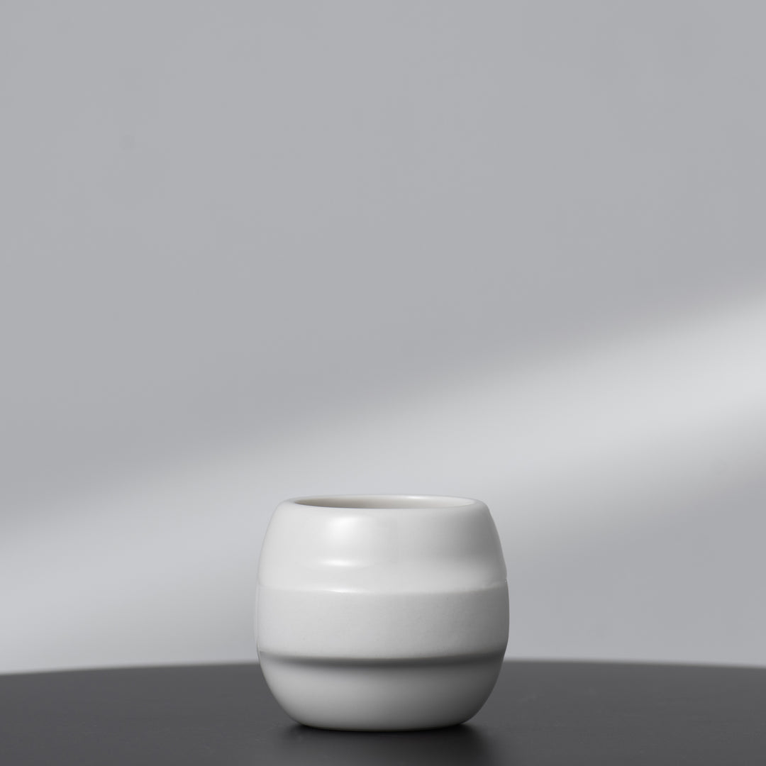 YUAN 03 - small cup - handle-free design made of porcelain | HONiSTUDIO