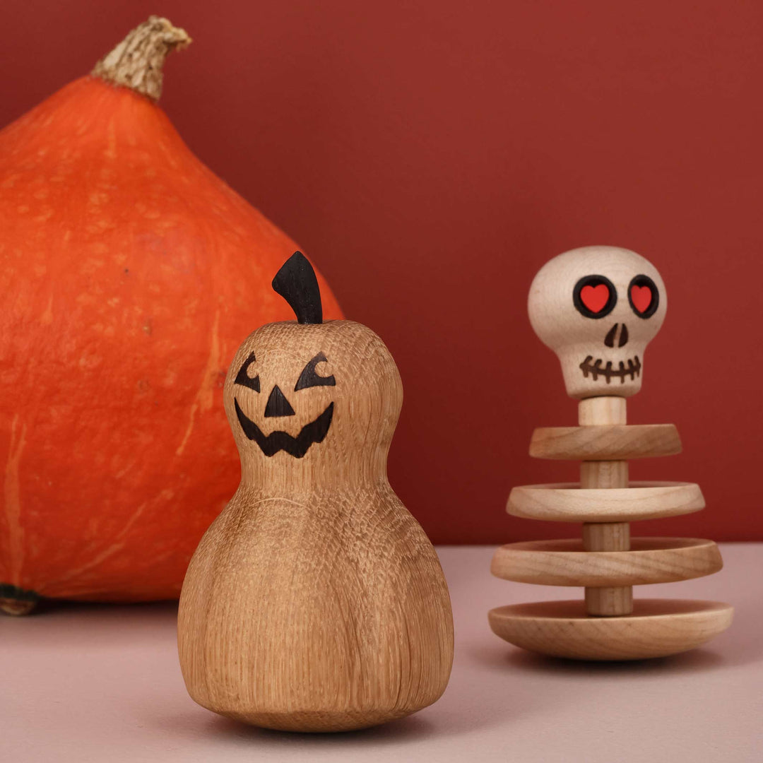 THE SKELETON - Halloween Skelett Dekofigur aus Holz 10 cm hoch - Thor Høy | Spring Copenhagen