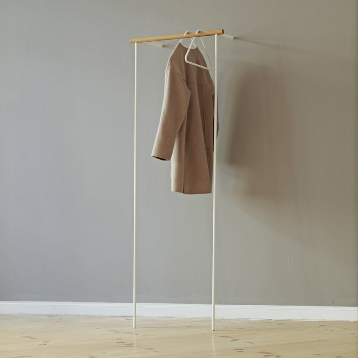 LEANON II - Garderobe zu Anlehnen | roomsafari