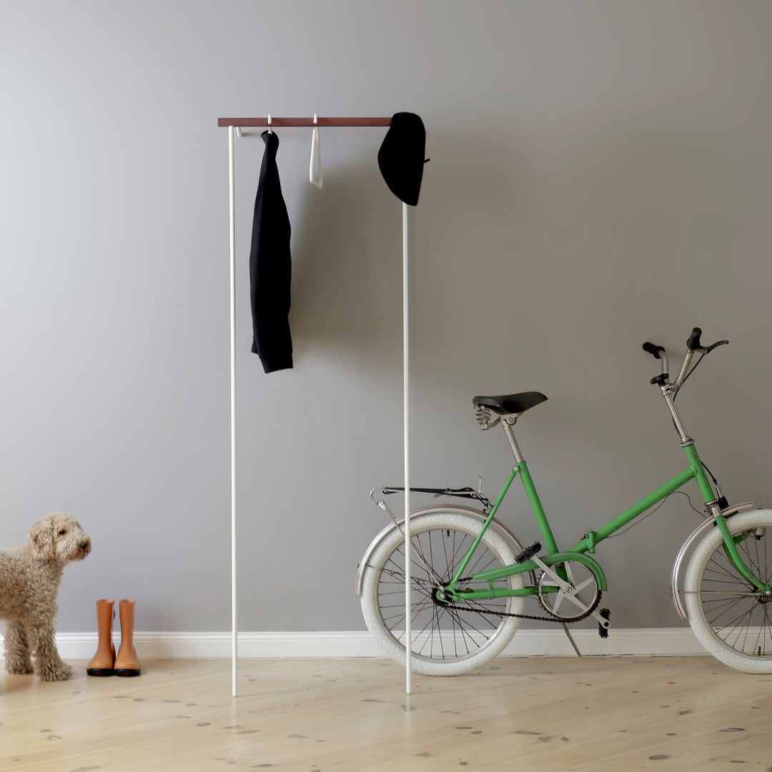 LEANON II - Garderobe zu Anlehnen | roomsafari