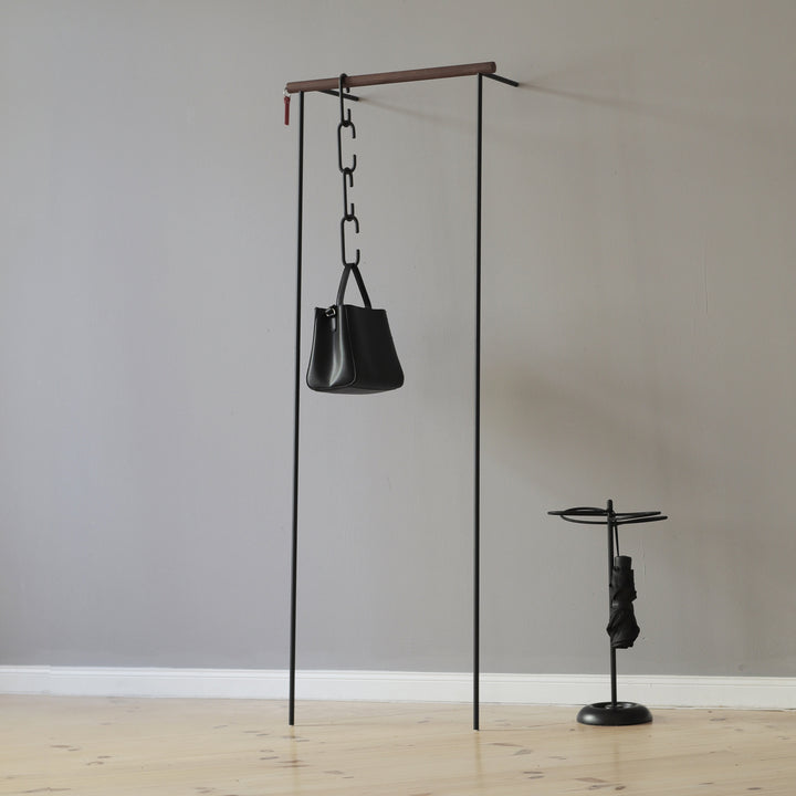 LEANON II - Garderobe zu Anlehnen | roomsafari