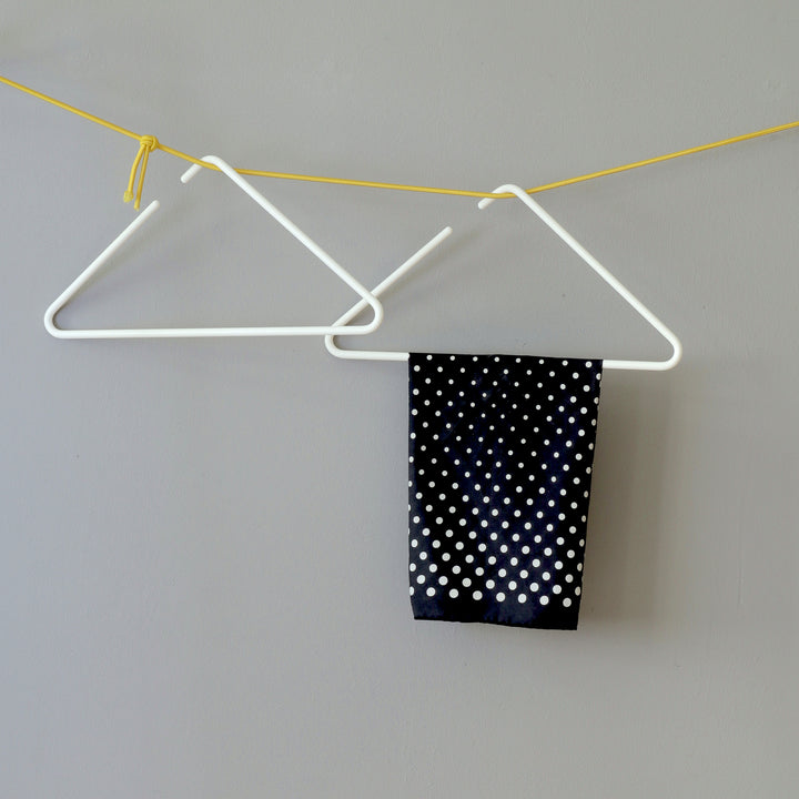 TRIANGLE - Kleiderbügel aus Metall - 5er Set | roomsafari