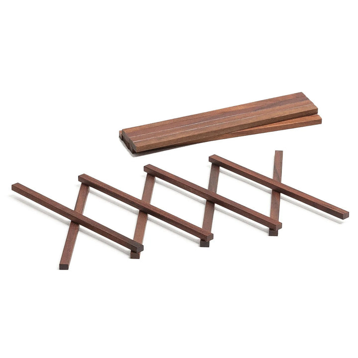 Extendable Trivet M – Walnut · up to 50 cm | side by side