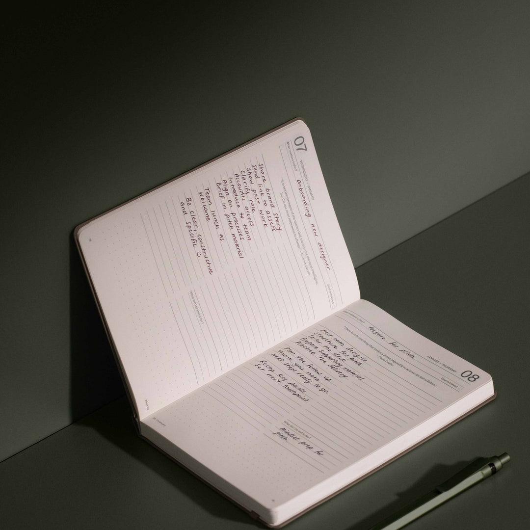 Tagesplaner 2027 2er-Set – Steinpapier · A5 Hardcover · Ebony | Karst