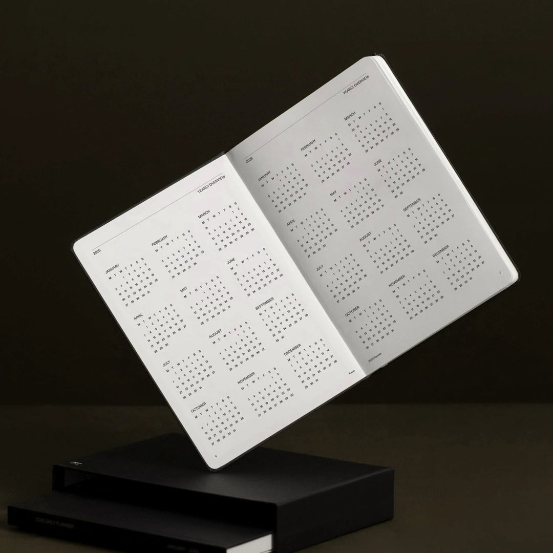 Tagesplaner 2027 2er-Set – Steinpapier · A5 Hardcover · Ebony | Karst