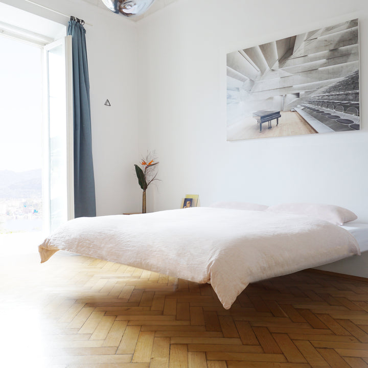 SCHWERELOS – Bett - Architektenbett - weiß | pa:ul