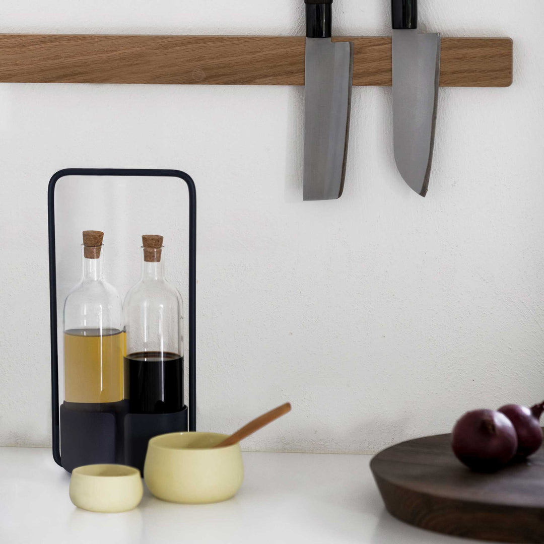 BIG HUG OIL & VINEGAR - Öl & Essig Spender - Hans Thyge & Co | DesignBite