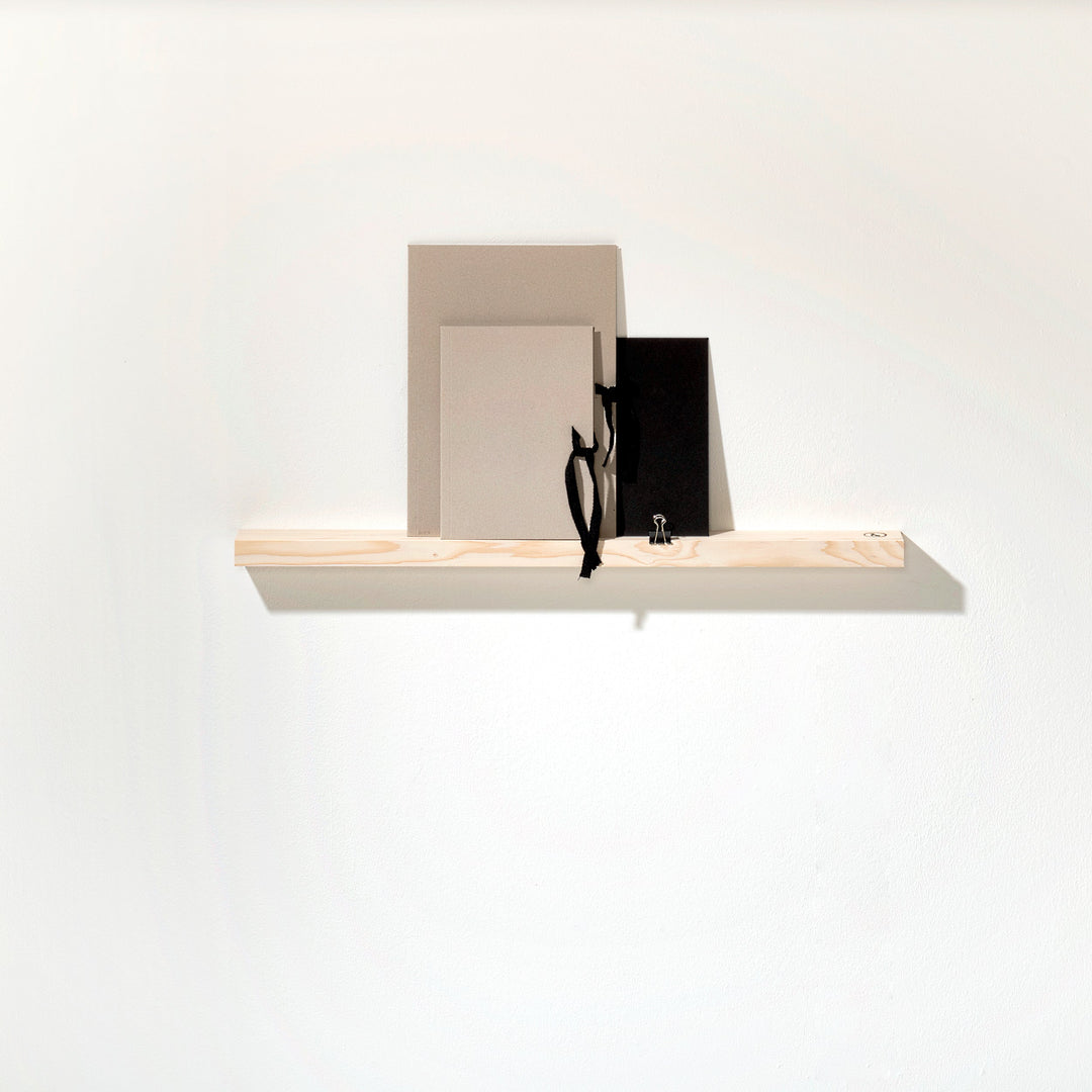 SILVER FIR 02 - wooden picture rail | weld & co