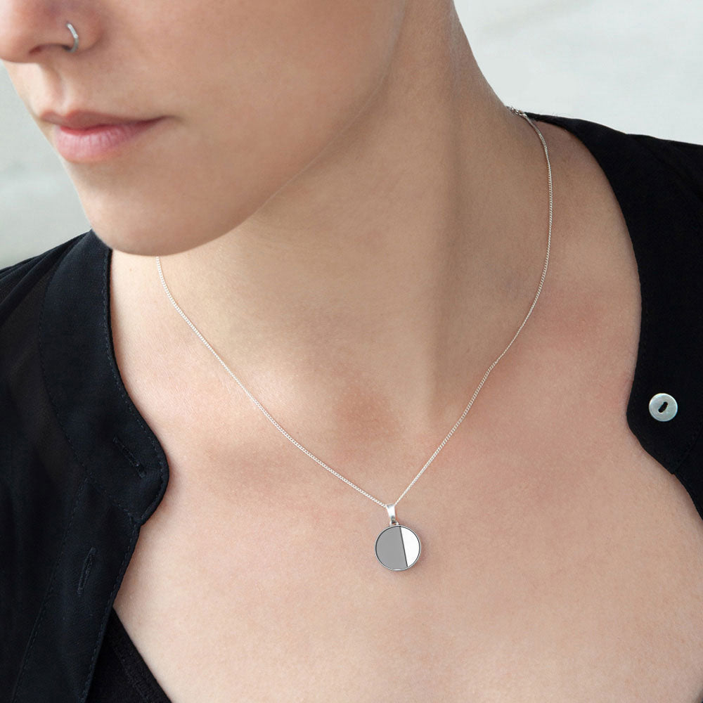 Necklace 'R01'