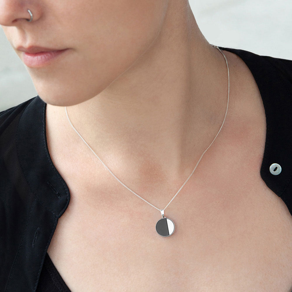 Necklace 'R01'