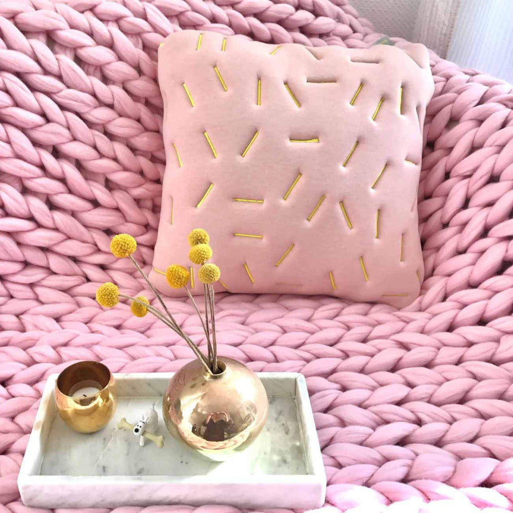 Wool blanket 'Cosima Chunky Knit Baby Pink'
